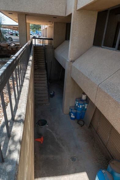 More Photos Of 125 W Missouri Ave, Midland Office For Lease