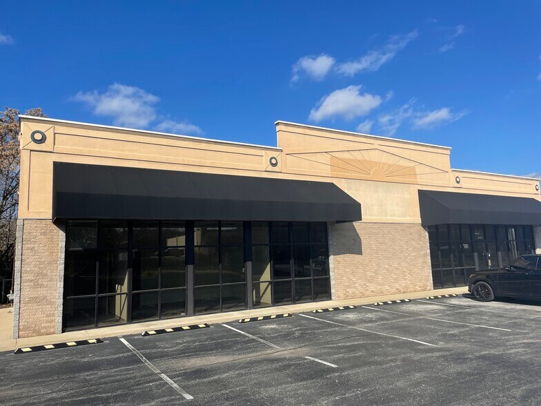 More Photos Of 3176 Linden Dr, Bristol Freestanding For Lease