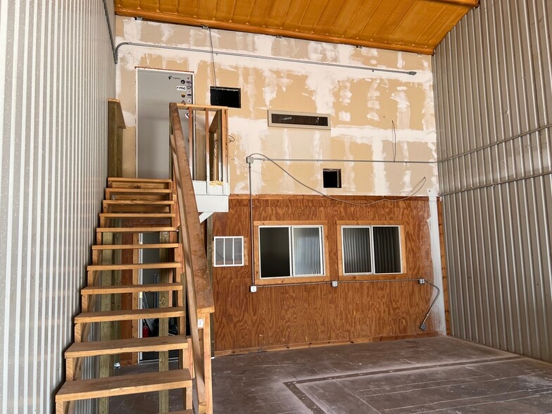 More Photos Of 2321 N Masch Branch Rd, Denton Warehouse For Lease