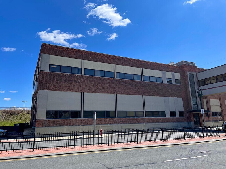 More Photos Of , Schenectady Office For Sale