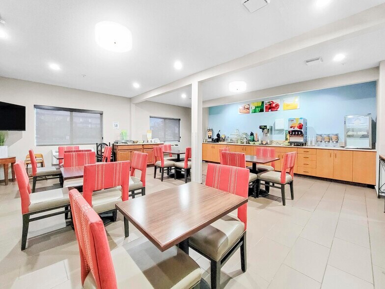 More Photos Of 15150 Brighton Rd, Brighton Hotel For Sale