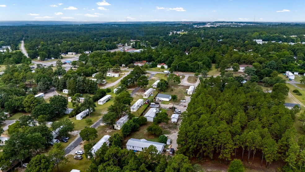 More Photos Of 128 Sandy Springs Ln, Lexington Manufactured Housing Mobile Home Park For Sale