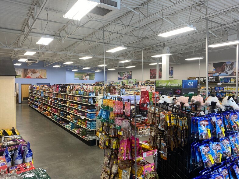 More Photos Of US 17 & Halstead Extensio, Elizabeth City Unknown For Lease