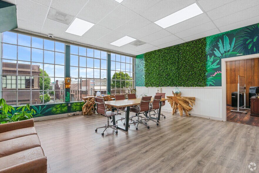 More Photos Of 460-464 9th St, San Francisco Loft Creative Space For Sale