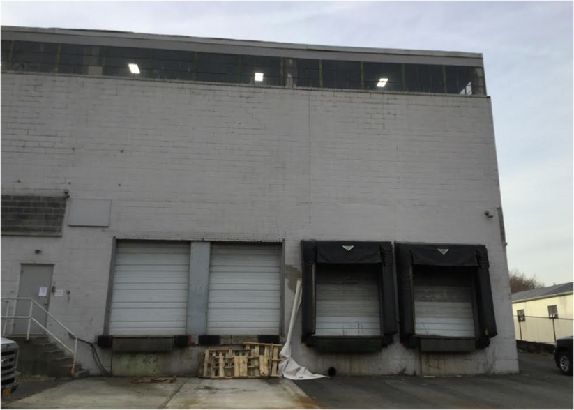 Primary Photo Of 140-144 Delawanna Ave, Clifton Manufacturing For Sale