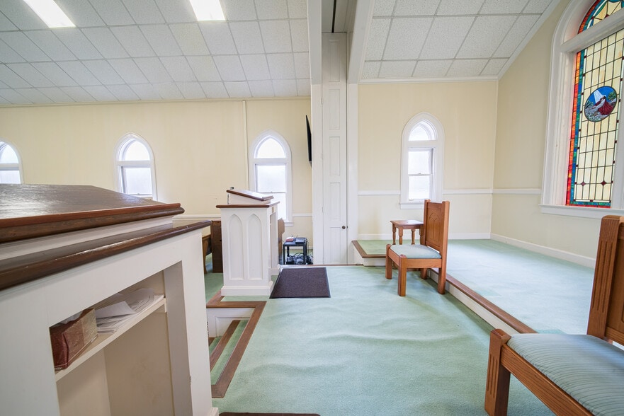 More Photos Of 4323 Primrose Rd, Columbus Religious Facility For Sale