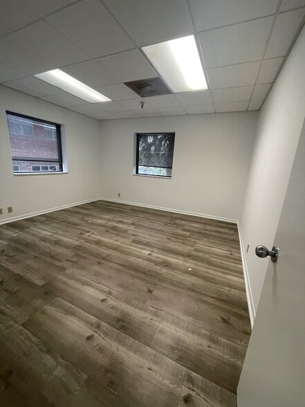 More Photos Of 101 SE 2nd Pl, Gainesville Unknown For Lease