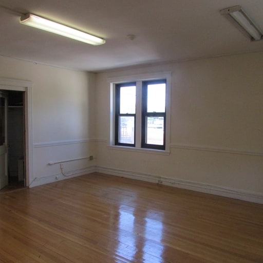 More Photos Of 356-380 Granite Ave, Milton Storefront Retail Office For Lease