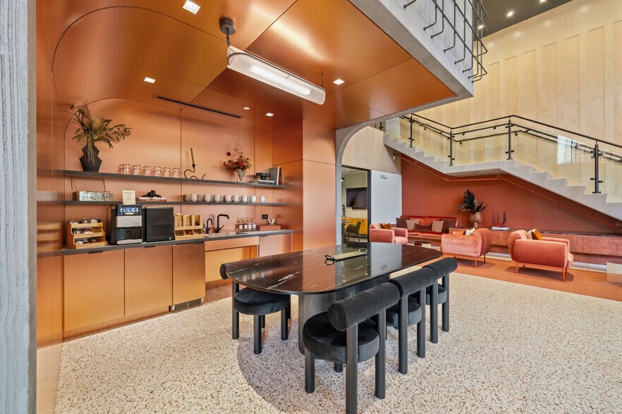 More Photos Of 2315 Navigation Blvd, Houston Apartments For Lease