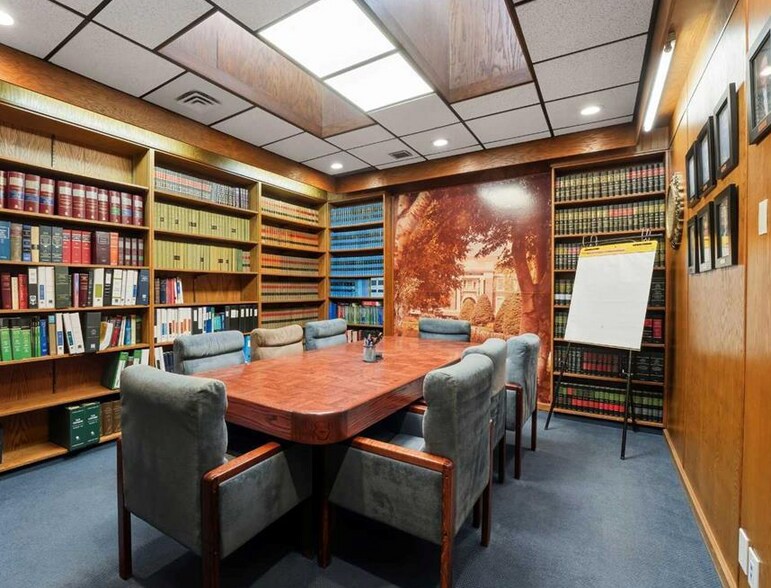 More Photos Of 5233 49 Ave, Red Deer Office For Sale