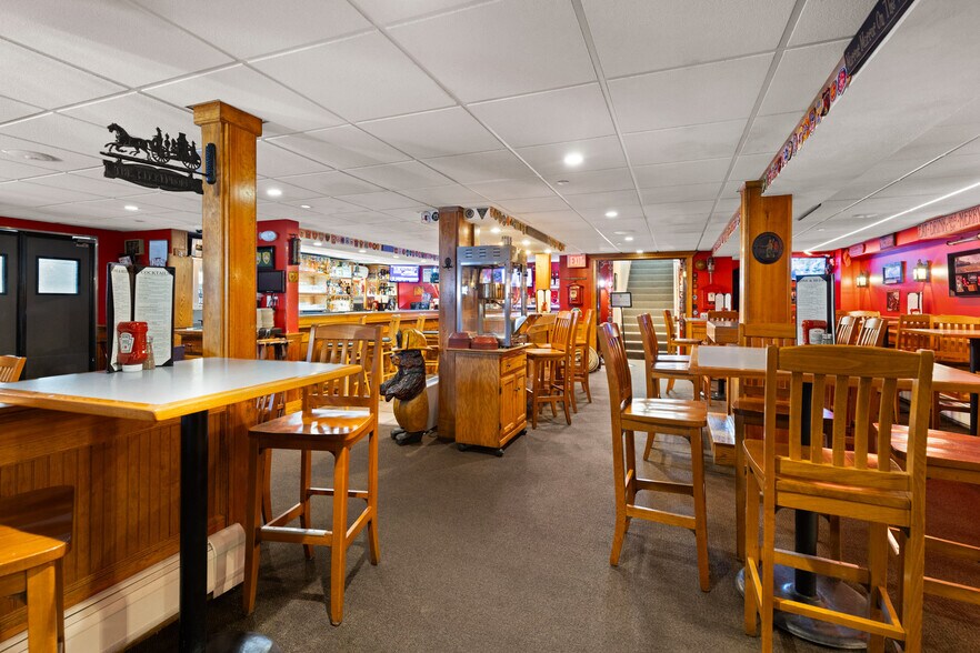 More Photos Of 11 Farmington Rd, Rochester Restaurant For Sale
