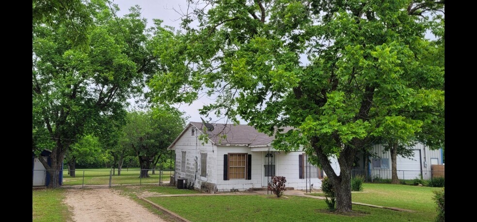 More Photos Of 1906 Barnhardt Rd, Temple Land For Sale