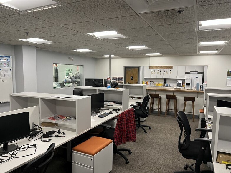 More Photos Of 36 E Industrial Rd, Branford Research And Development For Lease