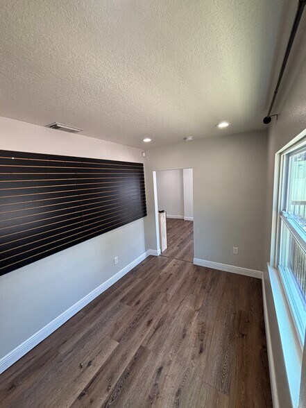More Photos Of 2419 Manatee Ave, Bradenton Freestanding For Sale