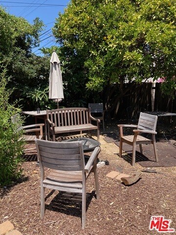 More Photos Of 1212 S Tremaine Ave, Los Angeles Apartments For Sale