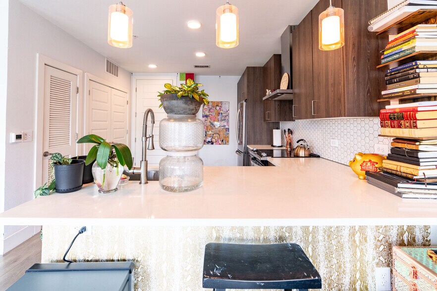 More Photos Of 2213 Poquito St, Austin Apartments For Lease