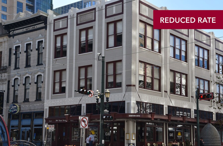 More Photos Of 300 Main St, Houston Storefront Retail Office For Lease