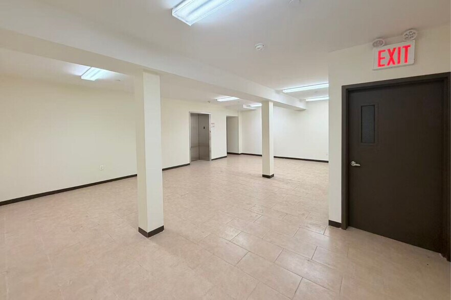 More Photos Of 53 ELIZABETH St, New York Office Residential For Sale