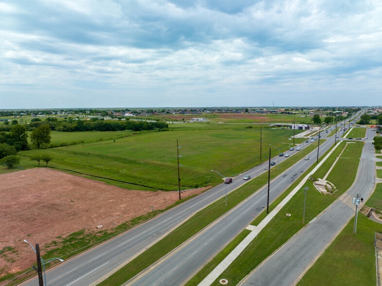 More Photos Of SW 38th & Lee Blvd, Lawton Land For Sale