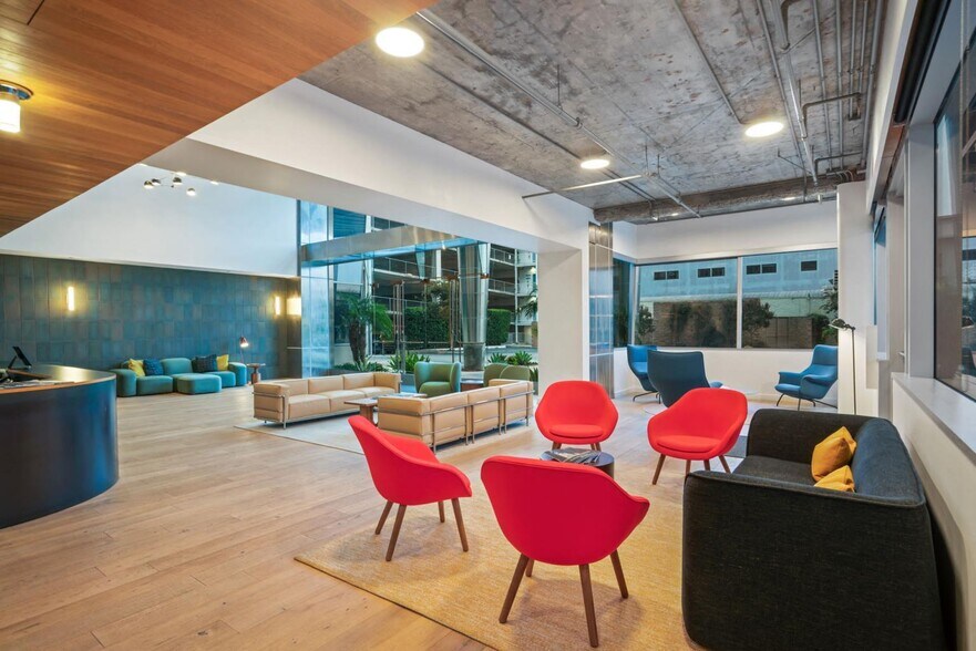 More Photos Of 6040 W Sunset Blvd, Los Angeles Office For Lease