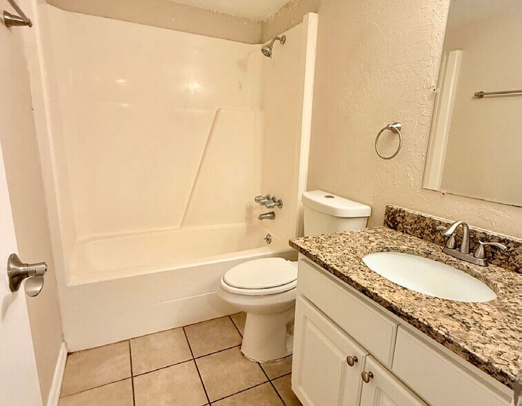 More Photos Of , Palmetto Multifamily For Sale
