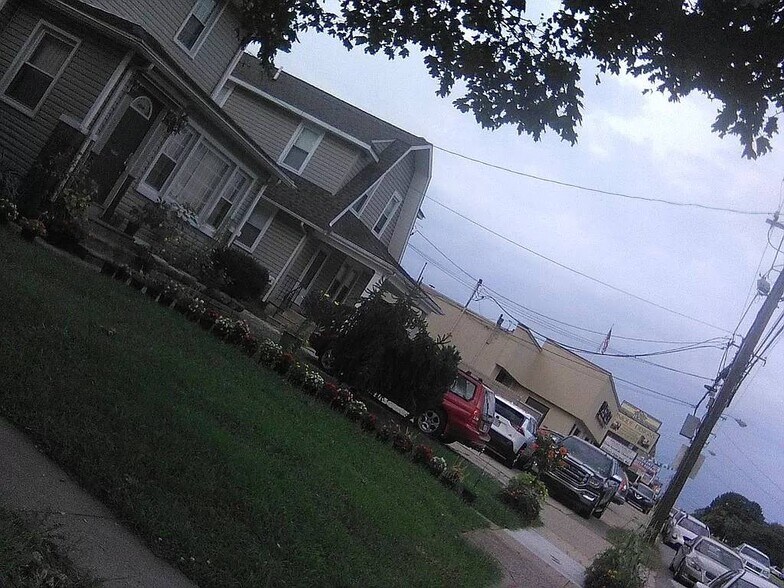 More Photos Of 2038 Grant Ave, Philadelphia Specialty For Sale