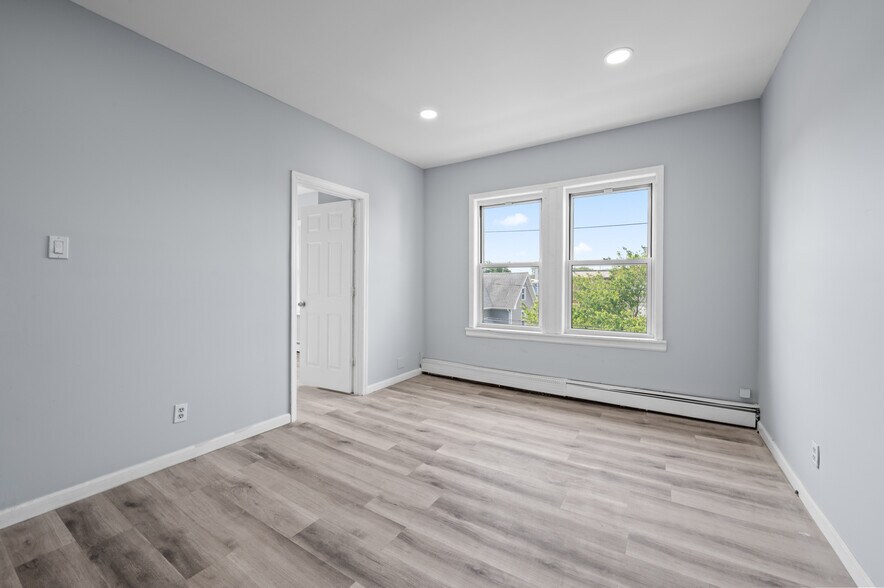 More Photos Of , Bridgeport Multifamily For Sale