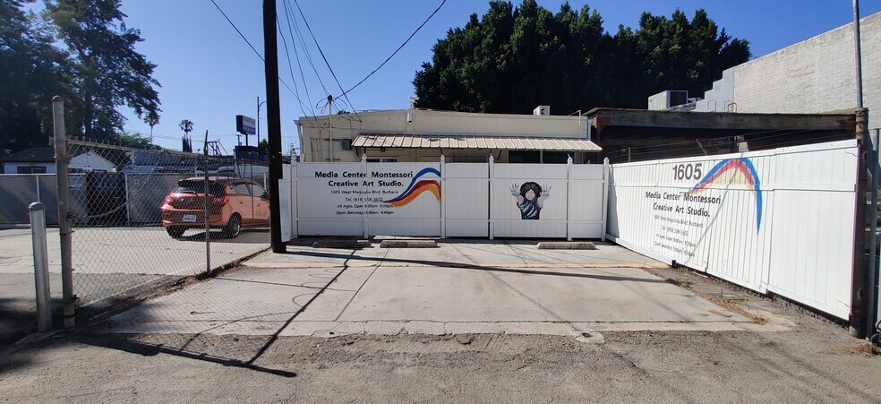 More Photos Of 1605 W Magnolia Blvd, Burbank Freestanding For Sale