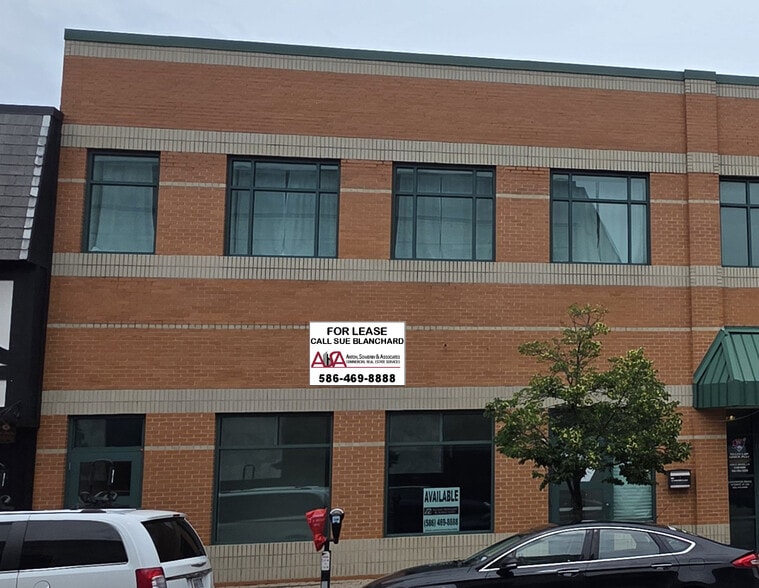 More Photos Of 35 N. Main St, Mount Clemens Office For Lease