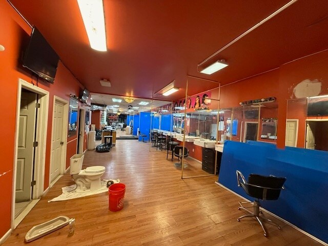 More Photos Of 468 Springfield Ave, Newark Storefront Retail Residential For Lease