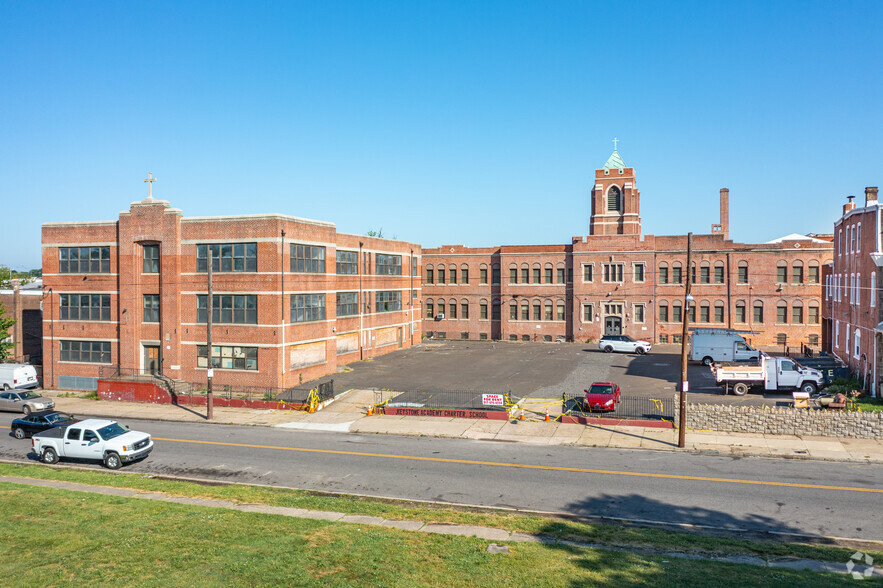 Primary Photo Of 6649 Tulip St, Philadelphia Schools For Lease