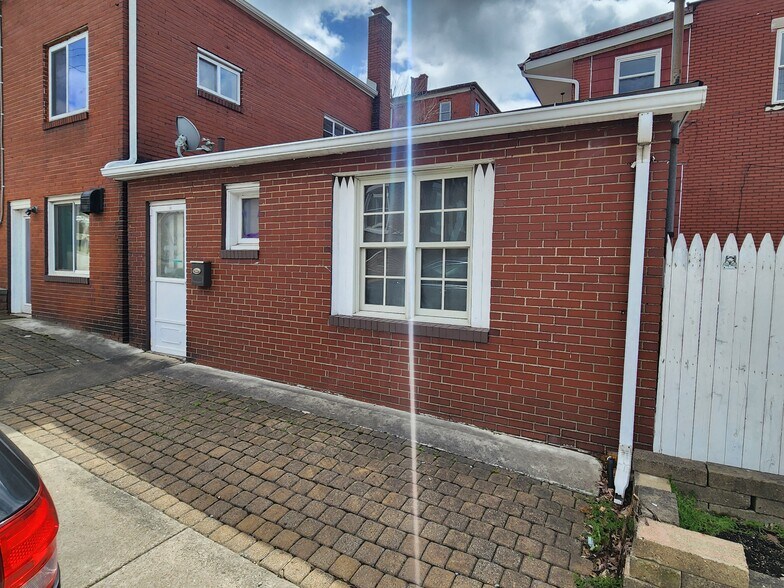 More Photos Of 333 Brinton ave, Trafford General Retail For Lease