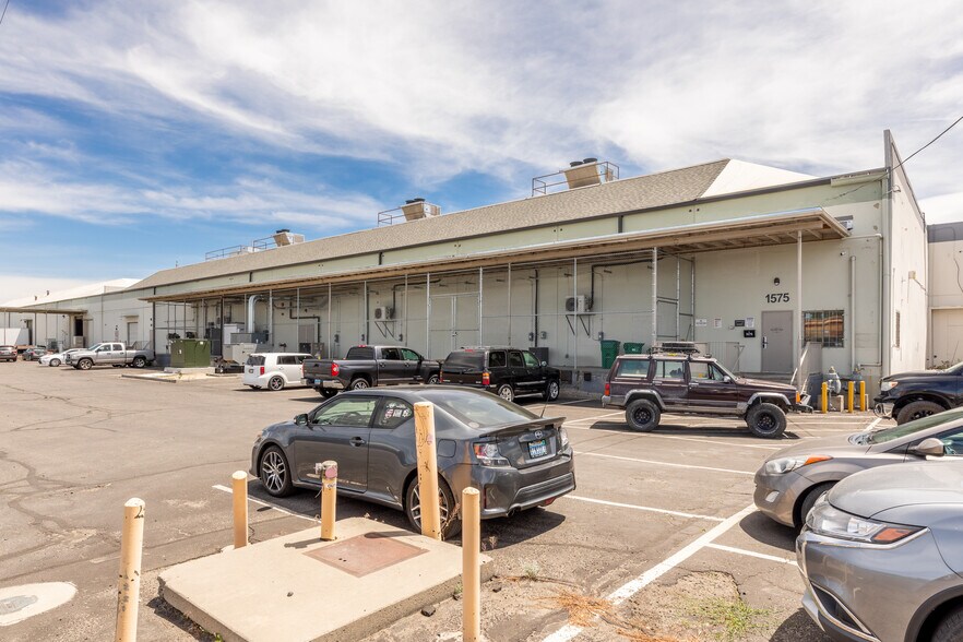 More Photos Of 1575 Crane Way, Sparks Warehouse For Lease