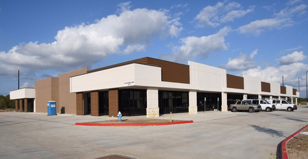 More Photos Of 1227 Grand West Blvd, Katy Coworking Space