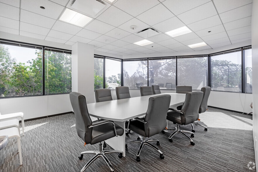 More Photos Of 3000 S Robertson Blvd, Los Angeles Loft Creative Space For Sale