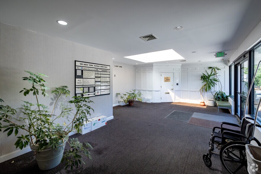More Photos Of 120 New York Ave, Huntington Medical For Sale