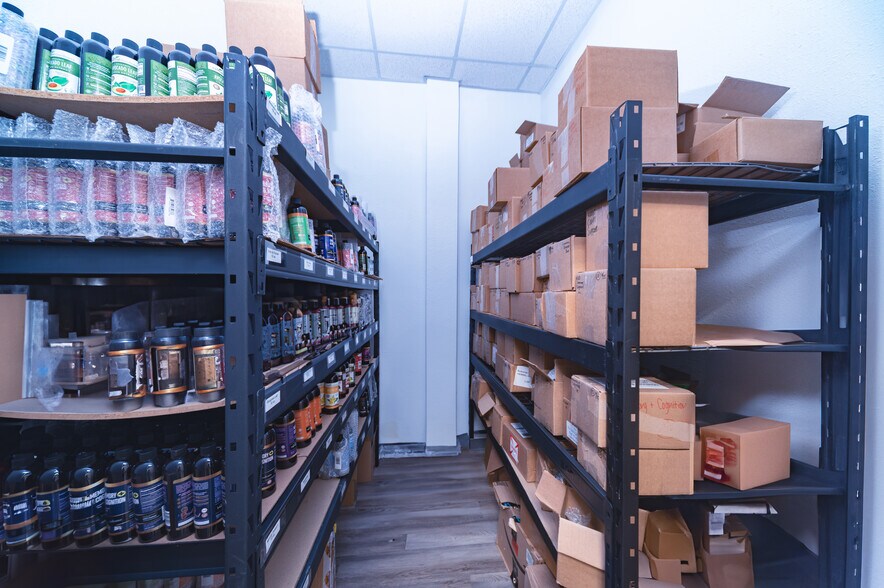 More Photos Of 2110 W Eldorado Pky, McKinney Storefront Retail Office For Lease