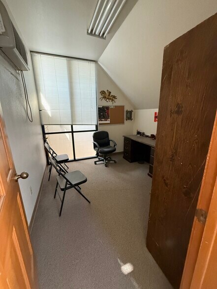 More Photos Of 1762 N Denver Ave, Fort Lupton Office For Sale