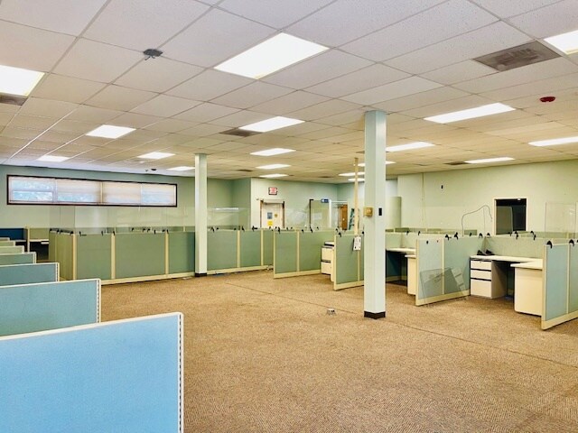 More Photos Of 202 S Kingshighway St, Sikeston Office For Lease