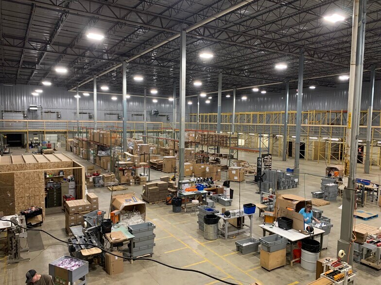 More Photos Of 1042-1050 W Swanzey Rd, Swanzey Warehouse For Sale