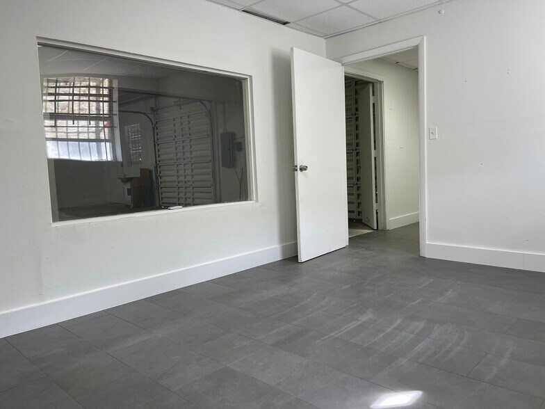 More Photos Of 2130 SW 56th Ter, West Park Warehouse For Sale