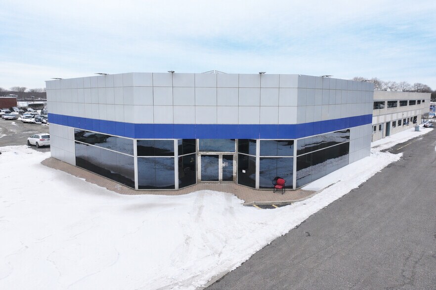 More Photos Of 535 Middle Country Rd, Saint James Auto Dealership For Sale
