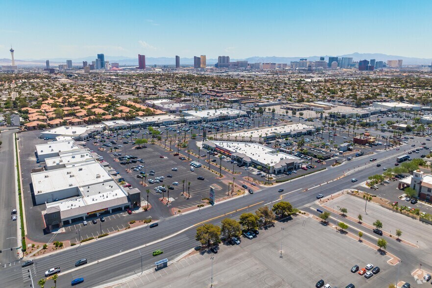 More Photos Of 4604-4798 W Sahara Ave, Las Vegas Unknown For Lease