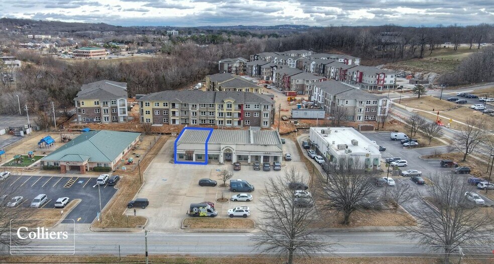 More Photos Of 3660 N Front St, Fayetteville Freestanding For Lease