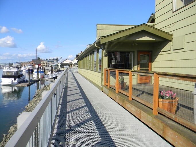 More Photos Of 512 1st St, La Conner Restaurant For Lease