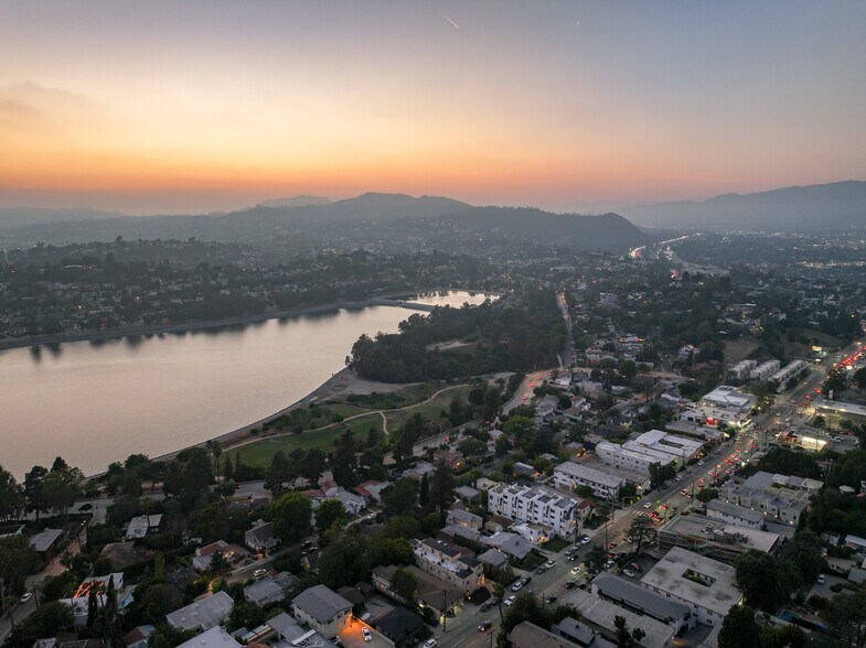 More Photos Of 2305 Glendale Blvd, Los Angeles Apartments For Sale