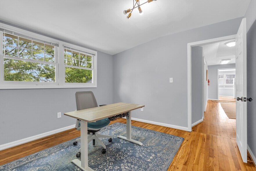 More Photos Of 100 Whitsett St, Greenville Office For Lease