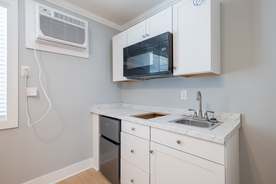 More Photos Of 149 West Thigpen Avenue, Lakeland Apartments For Sale