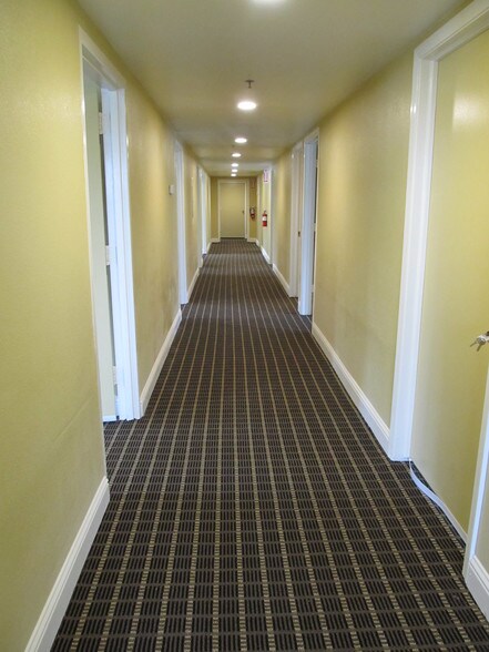 More Photos Of 1012 Sutton Way, Grass Valley Office For Lease