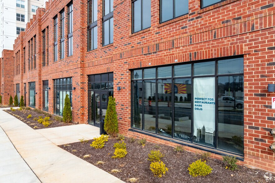 More Photos Of 1184 Hank Aaron Dr, Atlanta Apartments For Lease